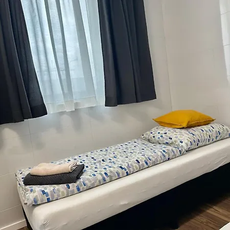 Miniapartment Mit Bad Und Kochnische 3*